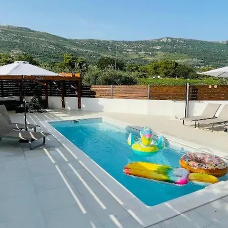 Bliss Kastela Holiday home Kastel Novi