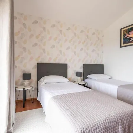 Vakantiehuis Bliss Kastela Kaštel Novi